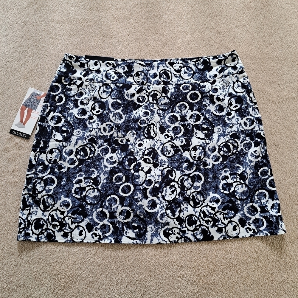 S.C.& Co. Pull On Skort Blue White Stretch Print Women's Various Sizes Summer